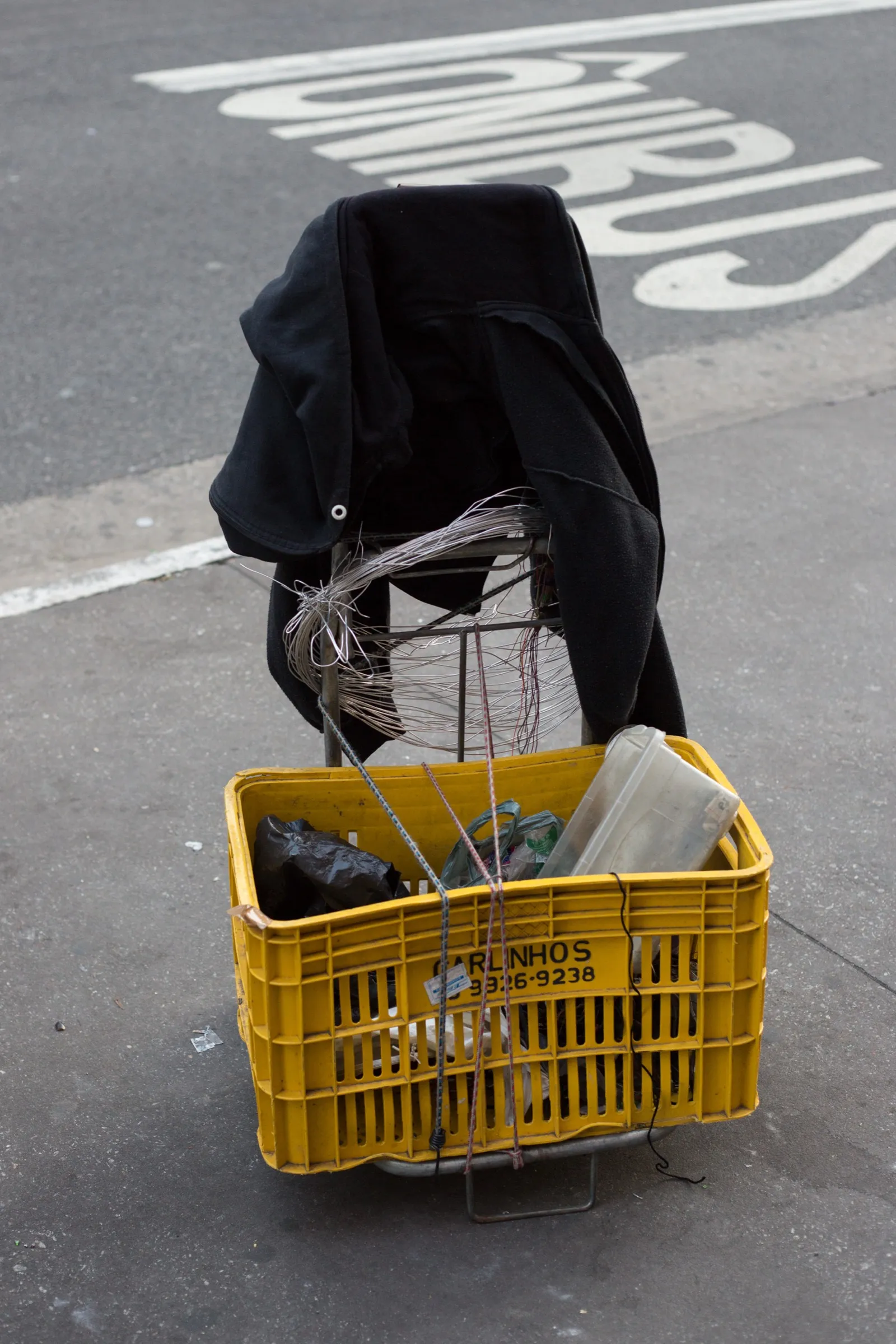Tropeço, plate 23 — street photograph by Mario Lalau